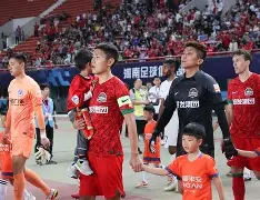 曼联助教被罚停赛，球队备战无法参与(曼联助教被罚停赛,球队备战无法参与比赛)